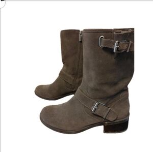 Vince Camuto Whyla Suede Booties Size 7.5